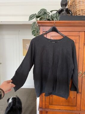 Black Flax linen top in medium
